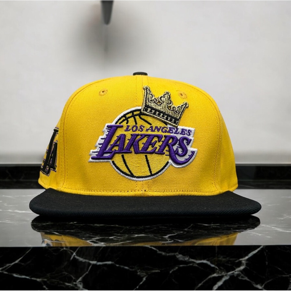 Flawed Los Angeles Lakers Pro Standard 2 Tone SnapBack Hat  Crown Front Logo